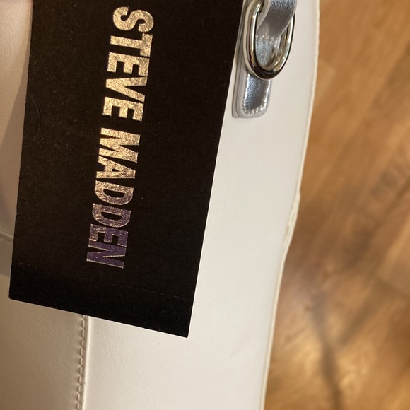 Steve Madden B Theory White Philosophy Tote Silver Spacious Casual Dressy Beach - Picture 10 of 12